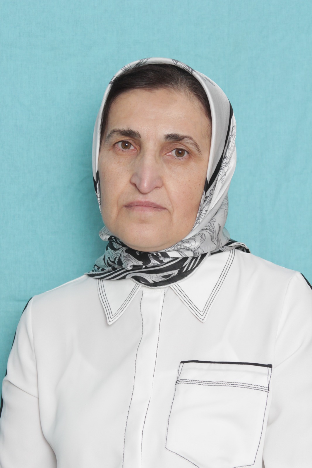Абулпазлуева Халимат Гаджиевна .